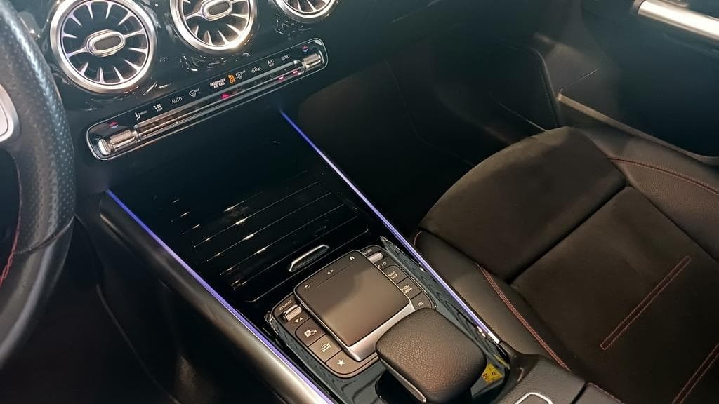 Foto 25 Mercedes B 200 d AMG Premium 8G-DCT