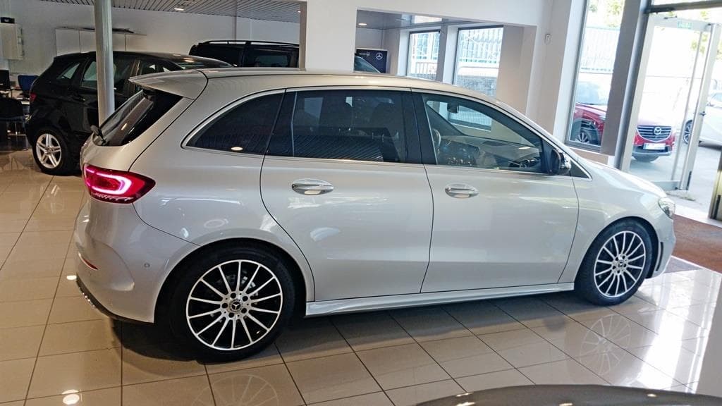 Foto 35 Mercedes B 200 d AMG Premium 8G-DCT