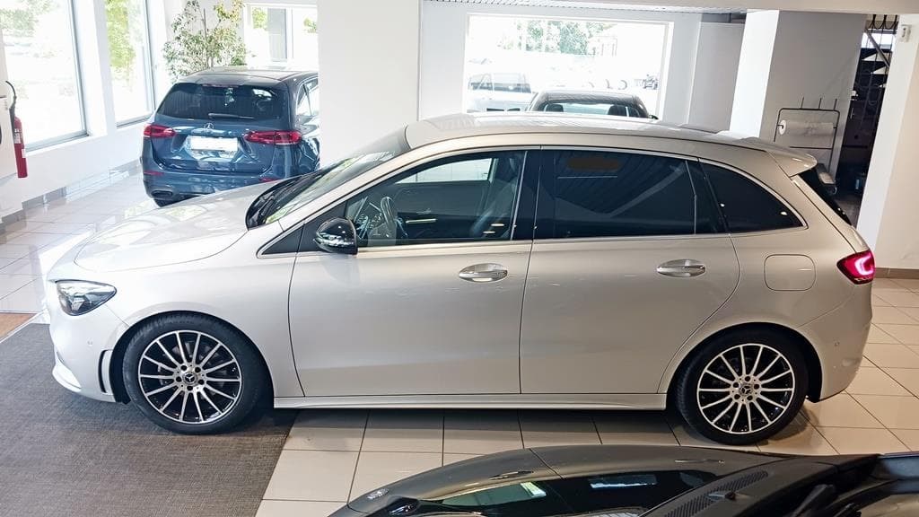 Foto 36 Mercedes B 200 d AMG Premium 8G-DCT