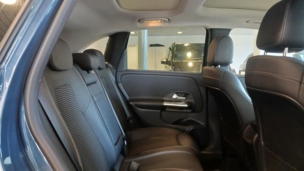 Foto 13 Mercedes B 200 d Progressive 8G-DCT