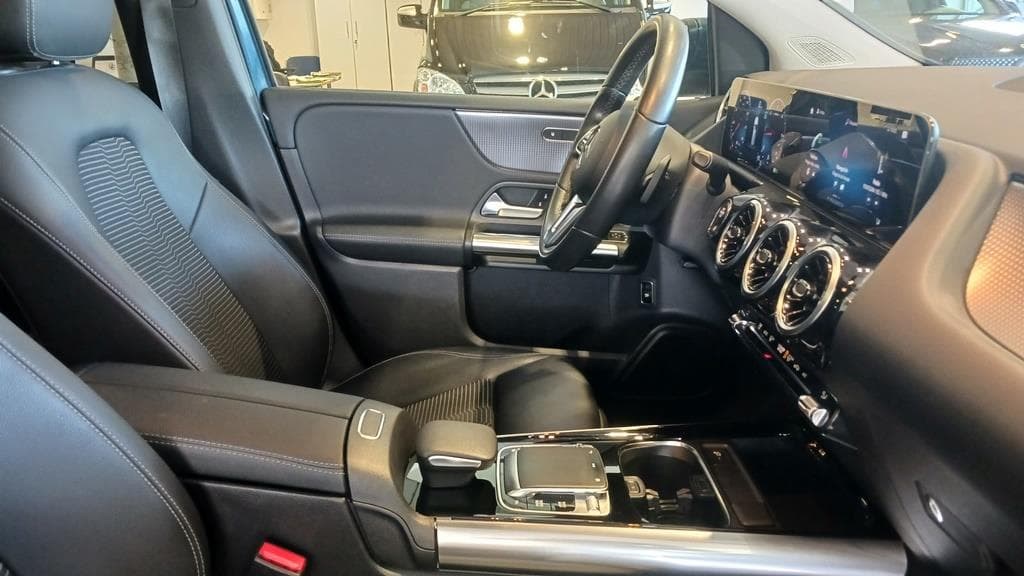 Foto 20 Mercedes B 200 d Progressive 8G-DCT