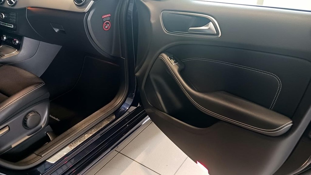 Foto 11 Mercedes B 200 d Sport 7G-DCT