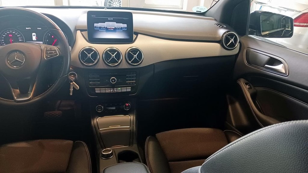 Foto 15 Mercedes B 200 d Sport 7G-DCT