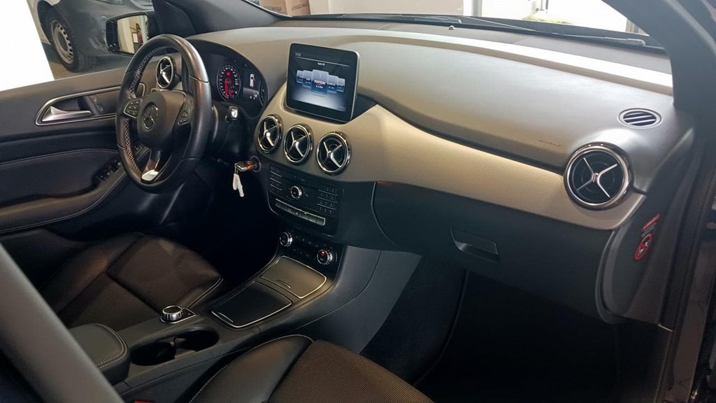 Foto 28 Mercedes B 200 d Sport 7G-DCT