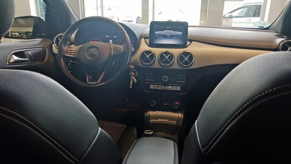 Foto 29 Mercedes B 200 d Sport 7G-DCT