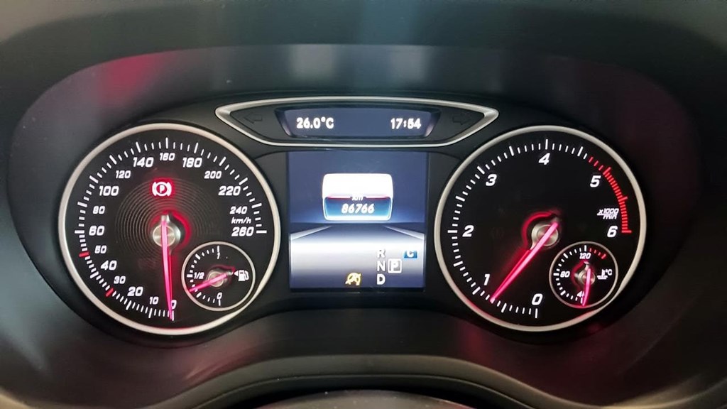 Foto 33 Mercedes B 200 d Sport 7G-DCT