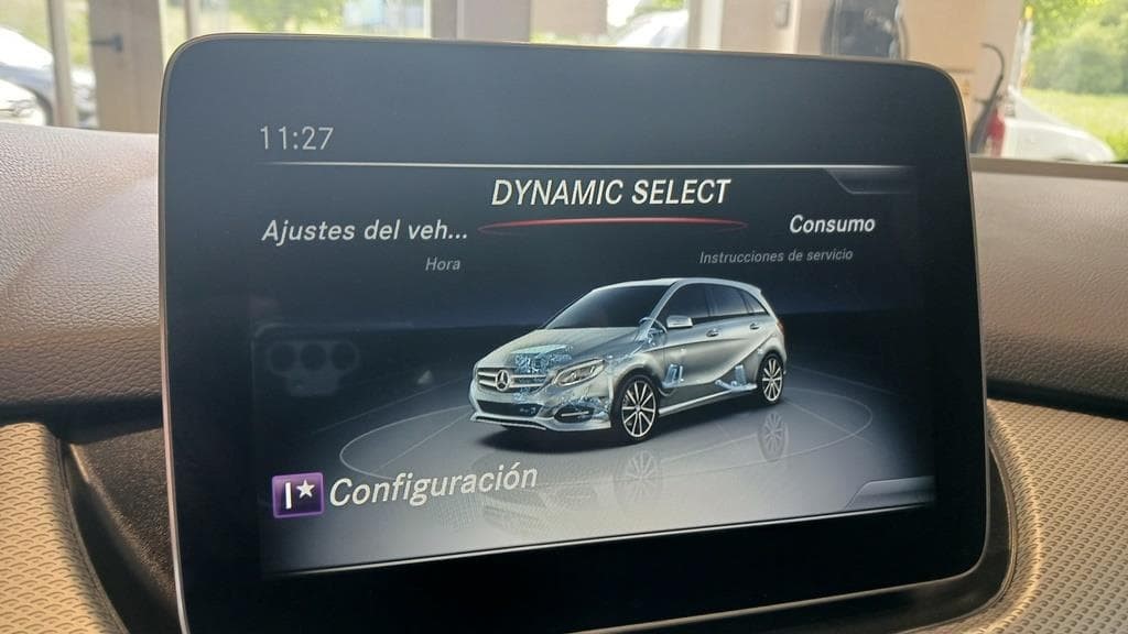 Foto 25 Mercedes B 200 d Urban Aut.