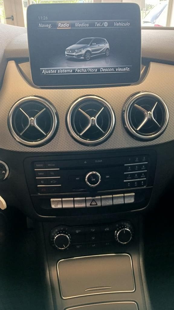 Foto 26 Mercedes B 200 d Urban Aut.