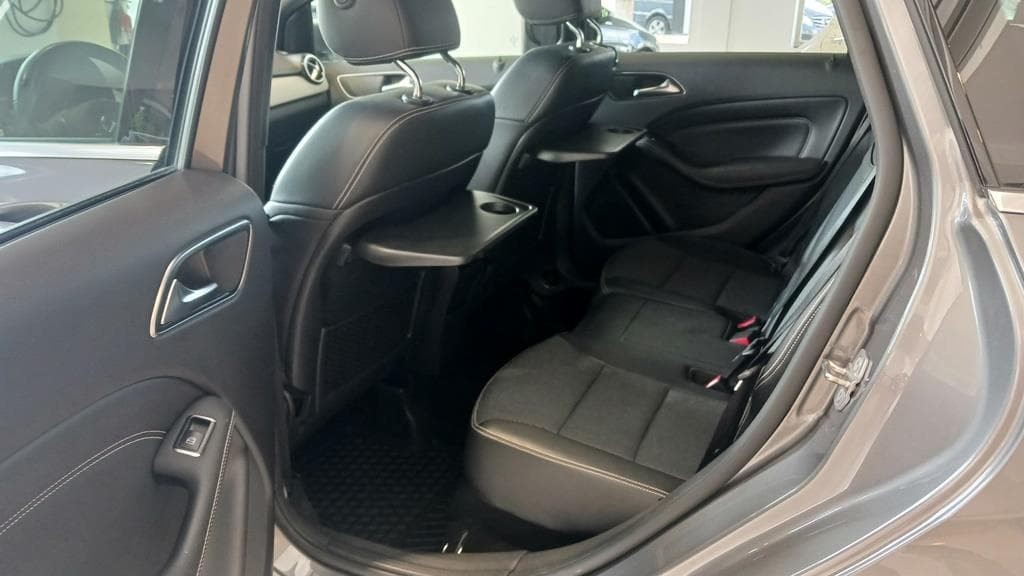 Foto 28 Mercedes B 200 d Urban Aut.