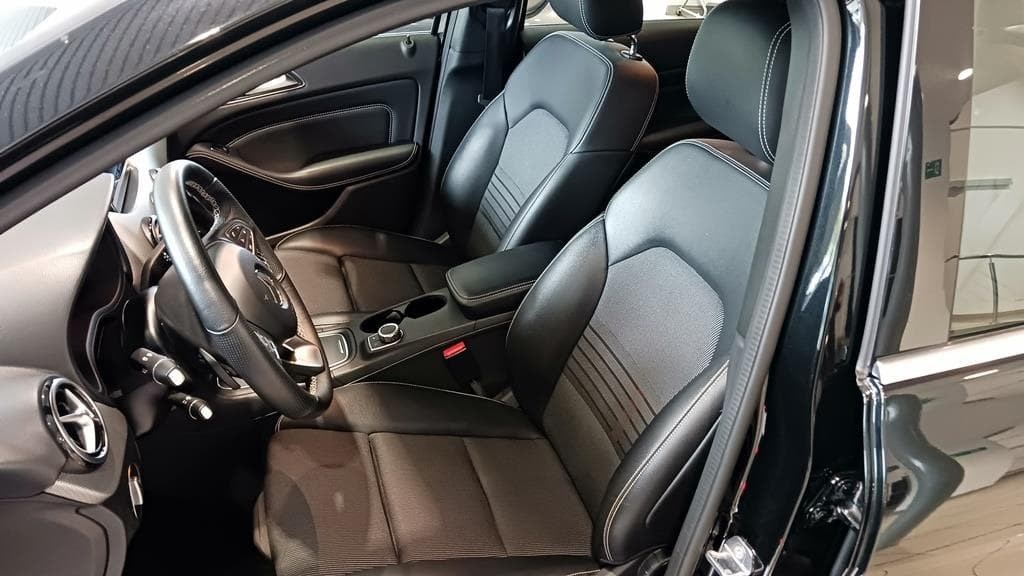 Foto 18 Mercedes B 200 d Urban Aut.