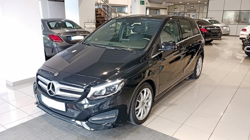 Foto 1 Mercedes B 200 d Urban Aut.