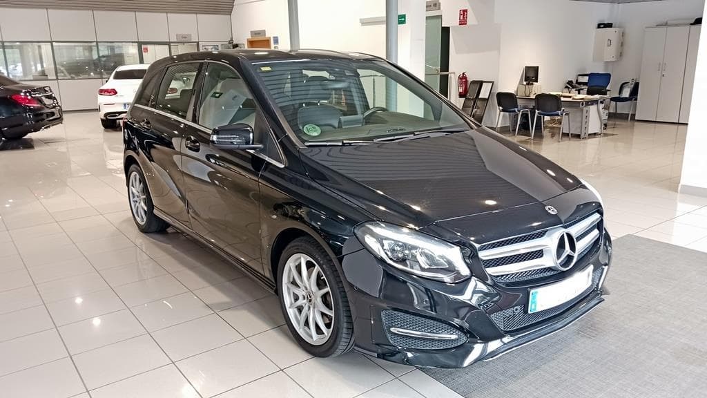 Foto 3 Mercedes B 200 d Urban Aut.