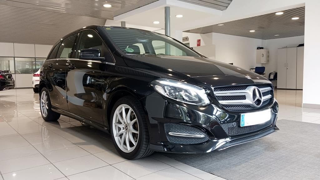 Foto 4 Mercedes B 200 d Urban Aut.