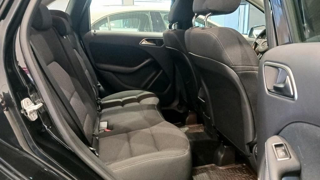 Foto 11 Mercedes B 220 d BlueEFFICIENCY Aut.