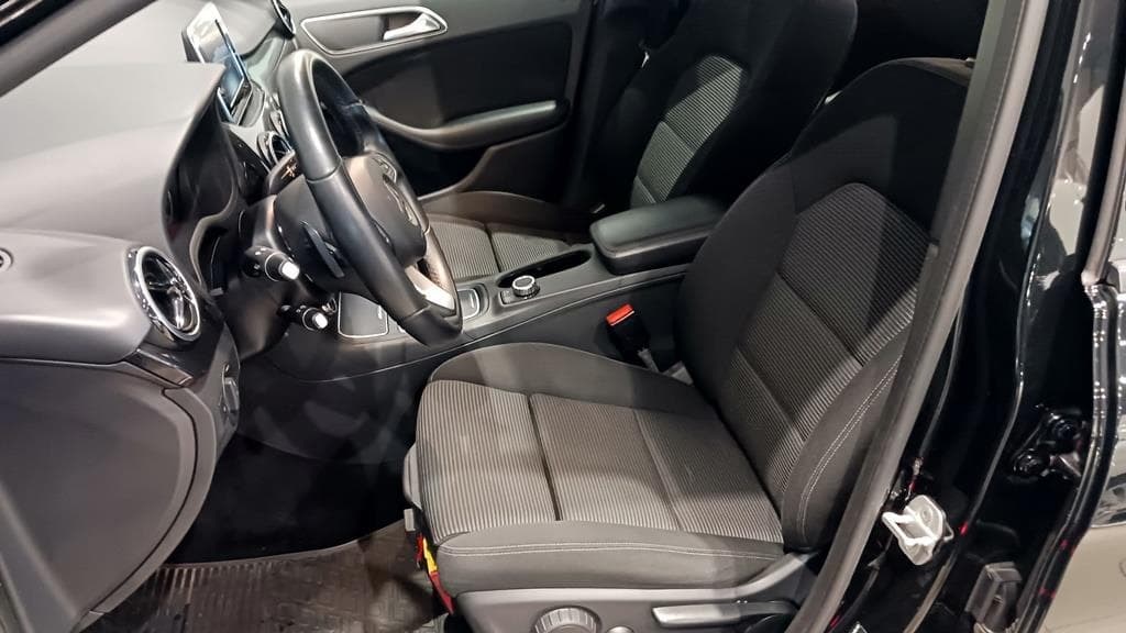 Foto 21 Mercedes B 220 d BlueEFFICIENCY Aut.