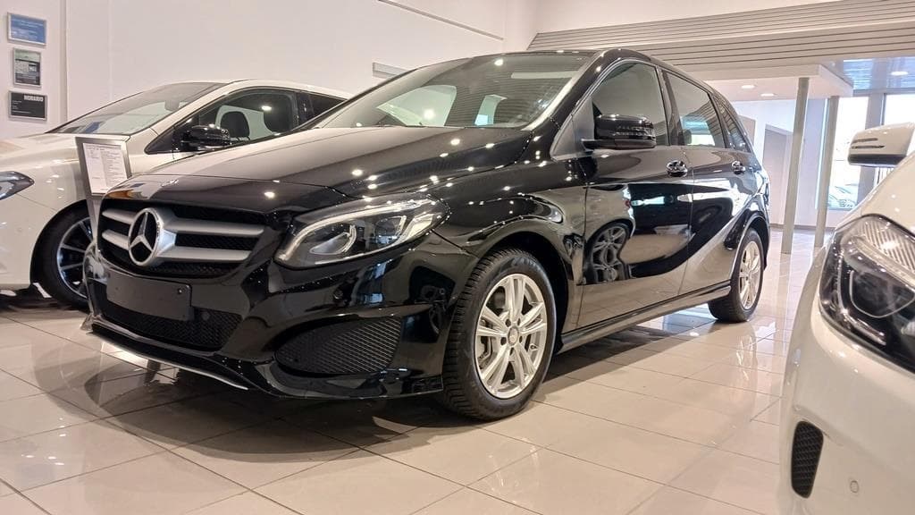 Foto 2 Mercedes B 220 d BlueEFFICIENCY Aut.