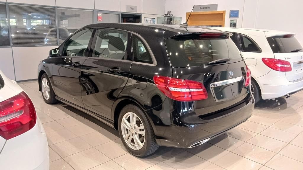 Foto 7 Mercedes B 220 d BlueEFFICIENCY Aut.