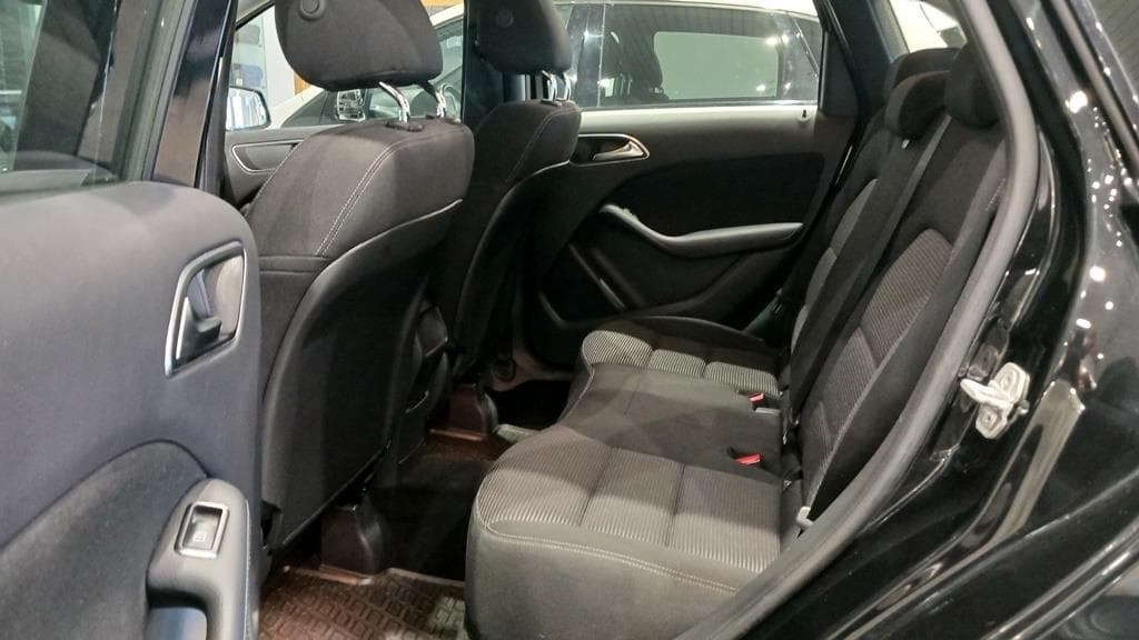 Foto 9 Mercedes B 220 d BlueEFFICIENCY Aut.