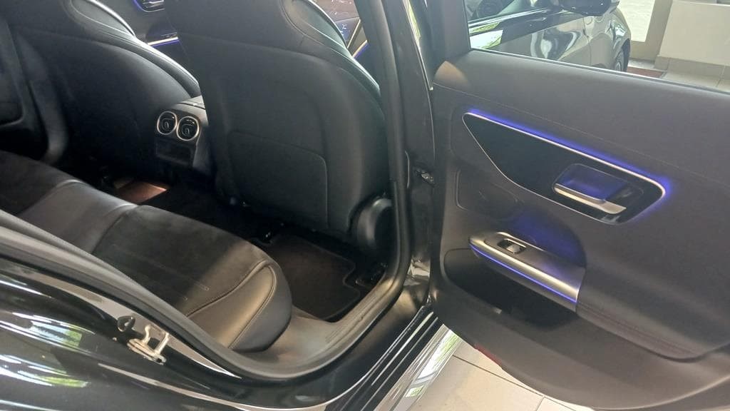 Foto 11 Mercedes C 220 d AMG Line Premium