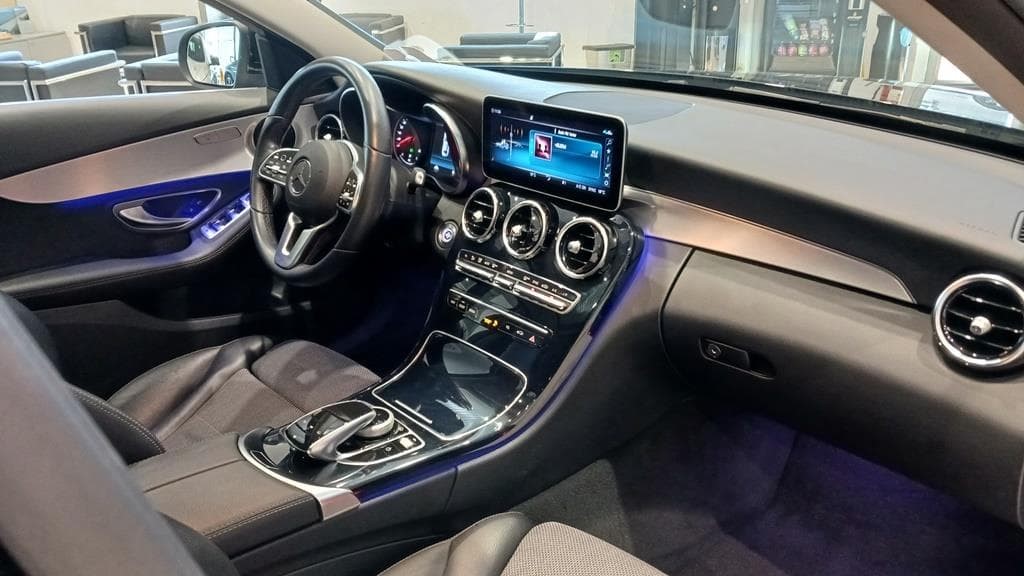 Foto 19 Mercedes C 220 d Avantgarde Aut.