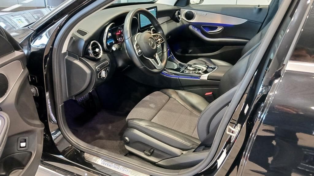 Foto 23 Mercedes C 220 d Avantgarde Aut.