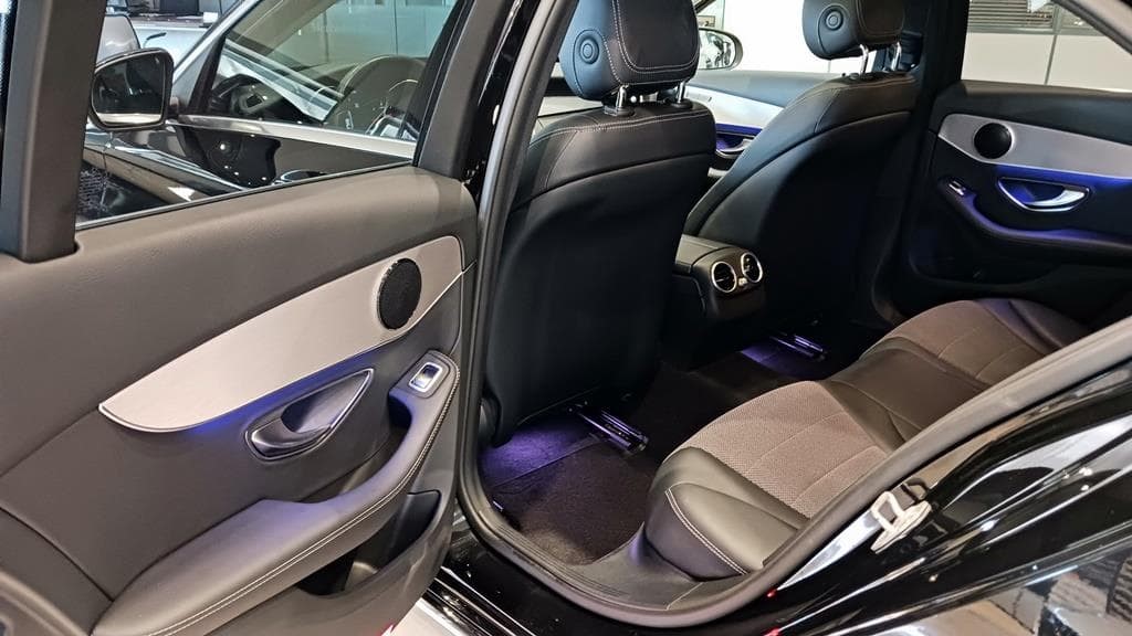 Foto 27 Mercedes C 220 d Avantgarde Aut.