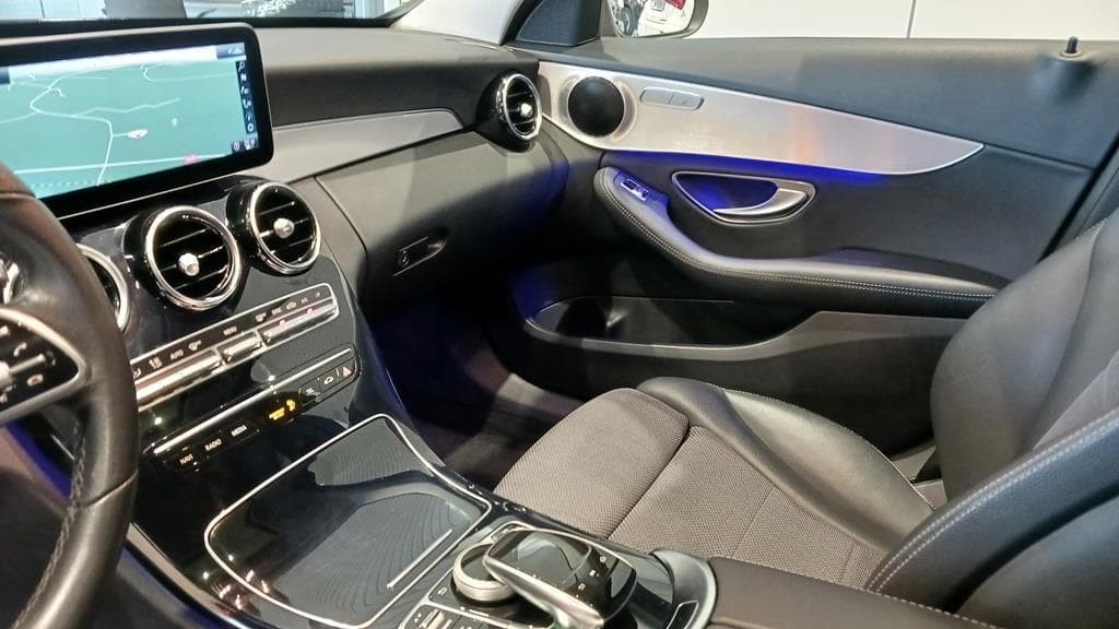 Foto 34 Mercedes C 220 d Avantgarde Aut.