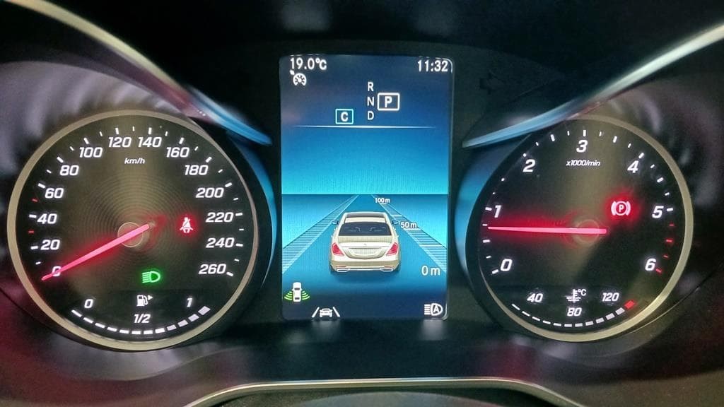 Foto 42 Mercedes C 220 d Avantgarde Aut.