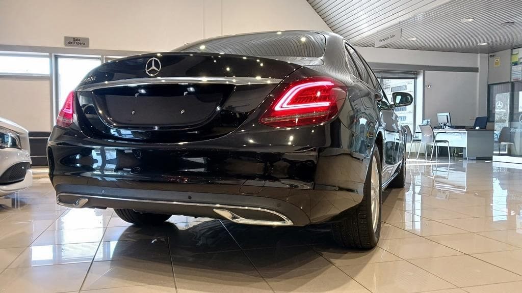 Foto 6 Mercedes C 220 d Avantgarde Aut.