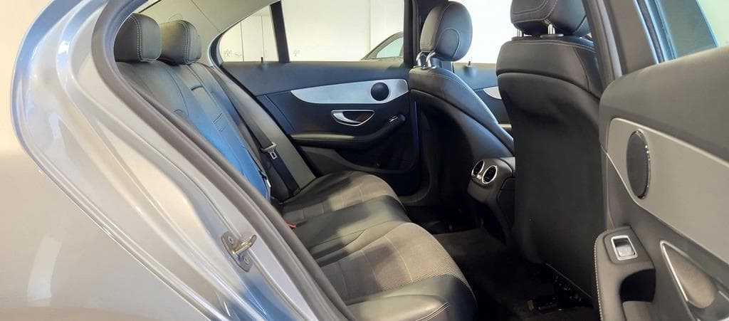 Foto 13 Mercedes C 220 d Avantgarde Aut.