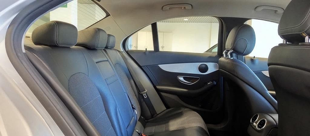 Foto 14 Mercedes C 220 d Avantgarde Aut.