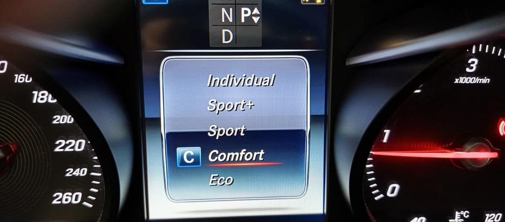 Foto 30 Mercedes C 220 d Avantgarde Aut.