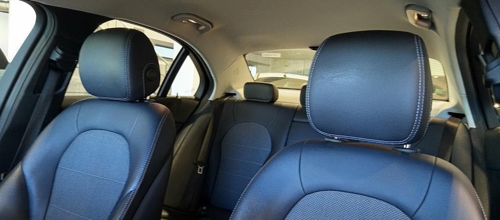 Foto 32 Mercedes C 220 d Avantgarde Aut.