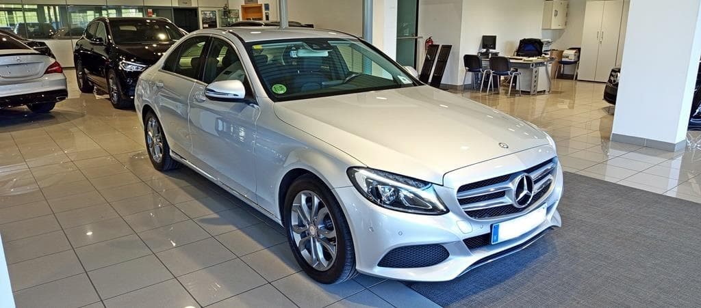 Foto 3 Mercedes C 220 d Avantgarde Aut.