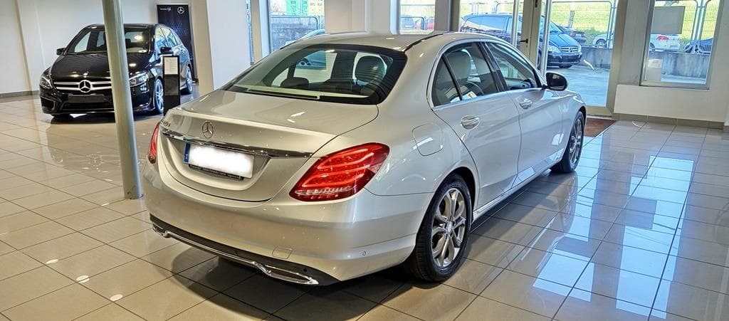 Foto 5 Mercedes C 220 d Avantgarde Aut.