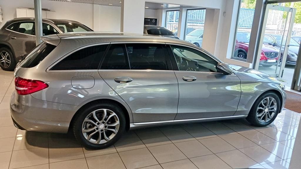 Foto 9 Mercedes C 220 d Estate Avantgarde Aut.