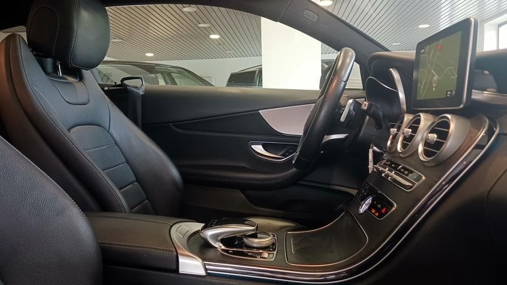 Foto 25 Mercedes C 250 d Coupé AMG 9G-TRONIC