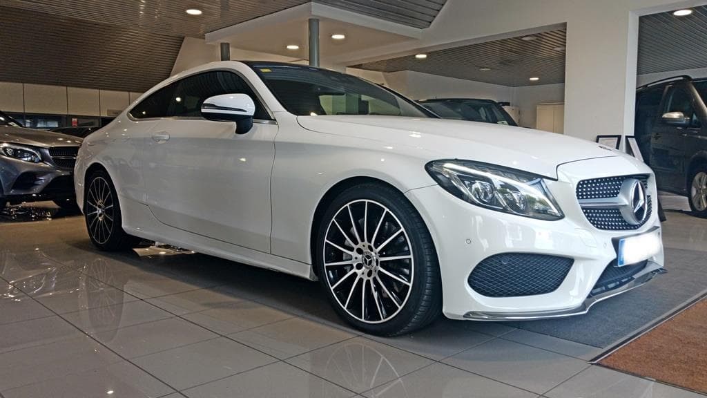 Foto 4 Mercedes C 250 d Coupé AMG 9G-TRONIC
