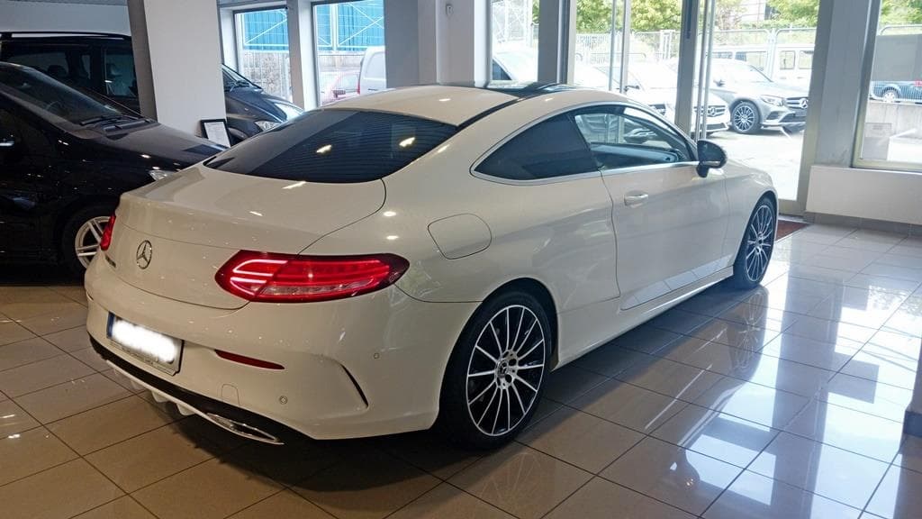 Foto 5 Mercedes C 250 d Coupé AMG 9G-TRONIC