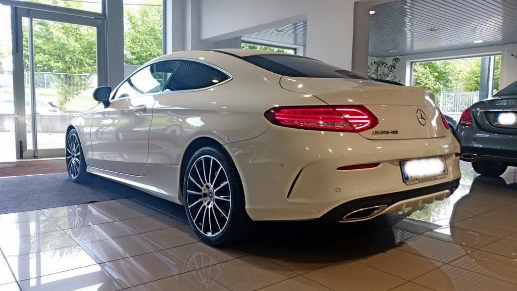 Foto 8 Mercedes C 250 d Coupé AMG 9G-TRONIC