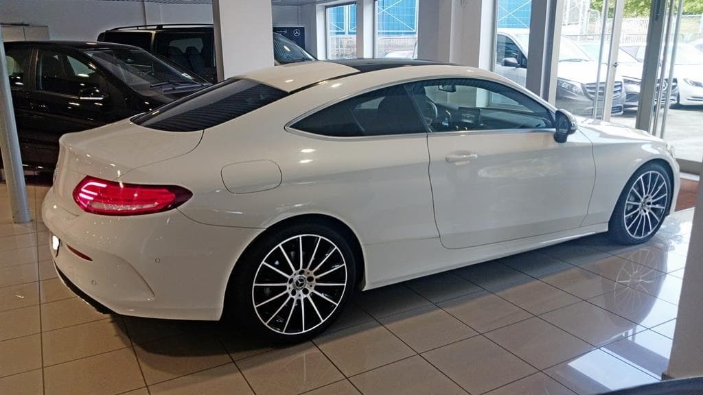 Foto 9 Mercedes C 250 d Coupé AMG 9G-TRONIC