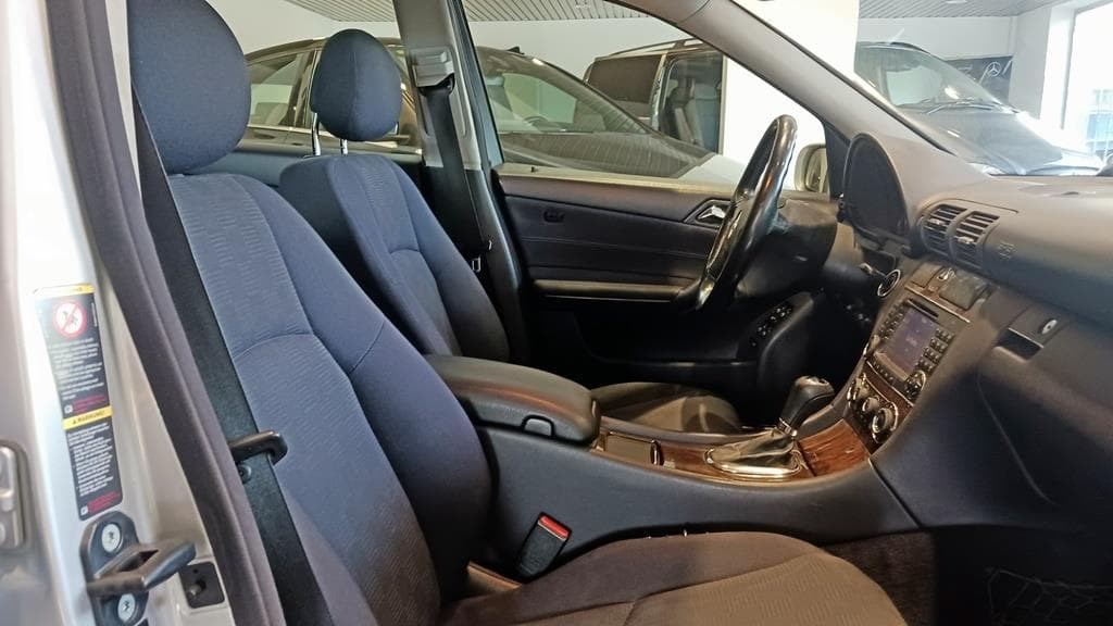 Foto 10 Mercedes C 270 CDI Classic Aut.