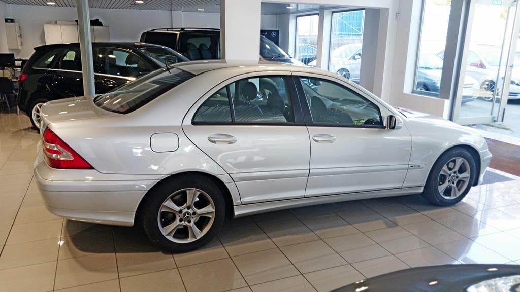 Foto 5 Mercedes C 270 CDI Classic Aut.