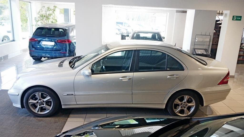 Foto 6 Mercedes C 270 CDI Classic Aut.