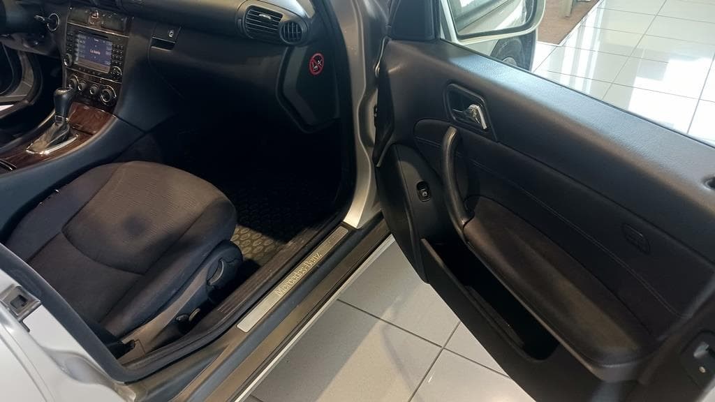 Foto 9 Mercedes C 270 CDI Classic Aut.