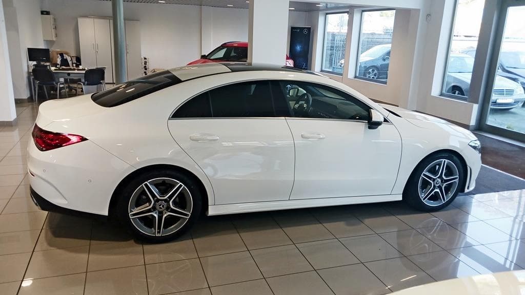 Foto 9 Mercedes CLA 200 d Coupé AMG Advanced Aut.