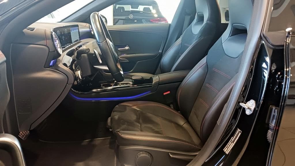 Foto 17 Mercedes CLA 220 d AMG 8G-DCT