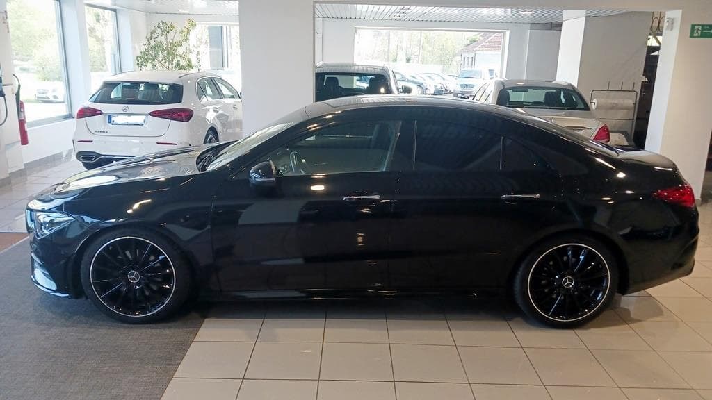 Foto 27 Mercedes CLA 220 d AMG 8G-DCT