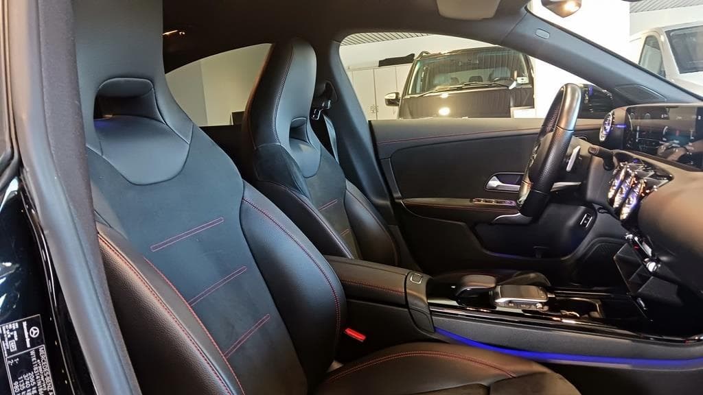 Foto 28 Mercedes CLA 220 d AMG 8G-DCT