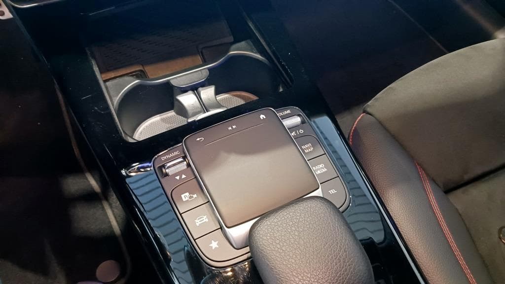 Foto 35 Mercedes CLA 220 d AMG 8G-DCT